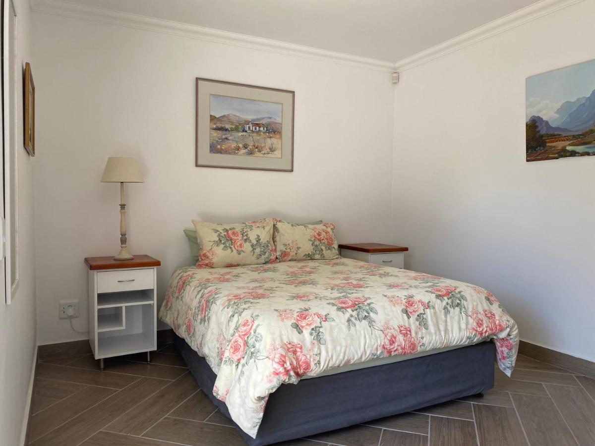 Somerset View Guest House Somerset West Exterior foto