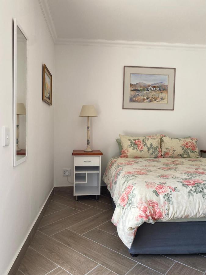 Somerset View Guest House Somerset West Exterior foto